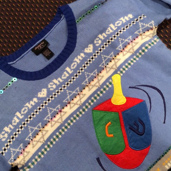 Hooked Up Brand Hanukkah Dreidel Sweater-L - Picture 12 of 16